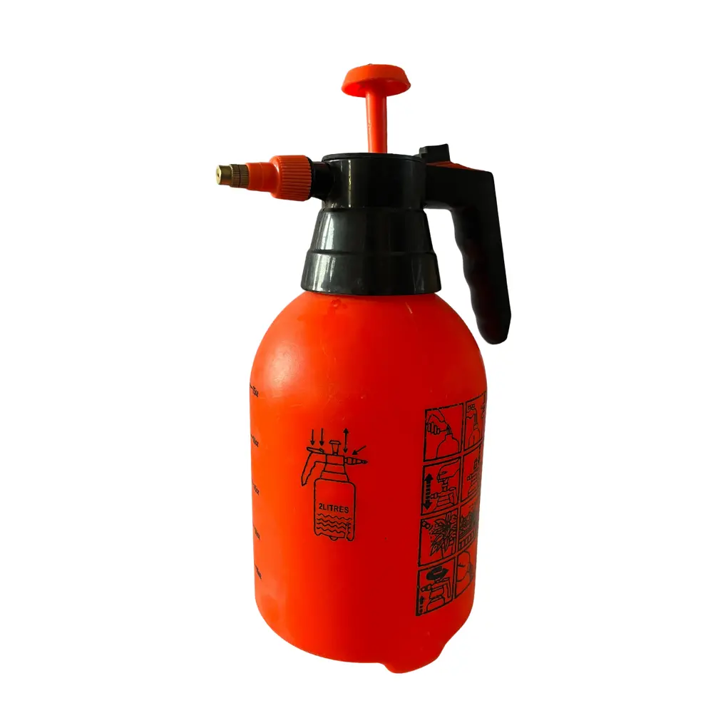 2-liter (4.5 pints) manual hand pump pressure sprayer