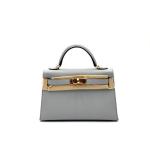 Hermès Mini Kelly II handbag in a grey hue