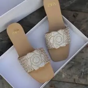 Zara Sandals Square-Toe slide