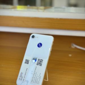 Apple iPhone SE 2 64GB (UK used)